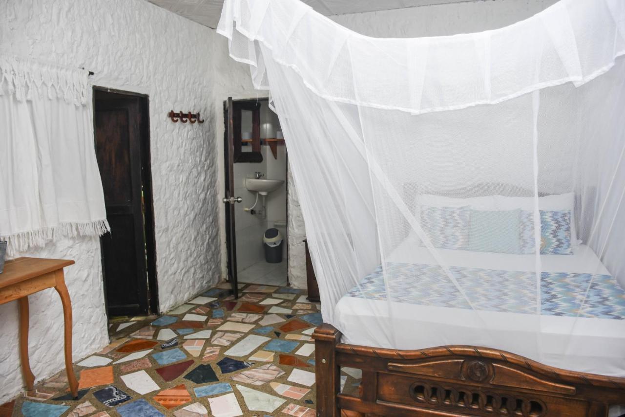 Casa Hostal Villa Del Rio エル・ザイノ エクステリア 写真