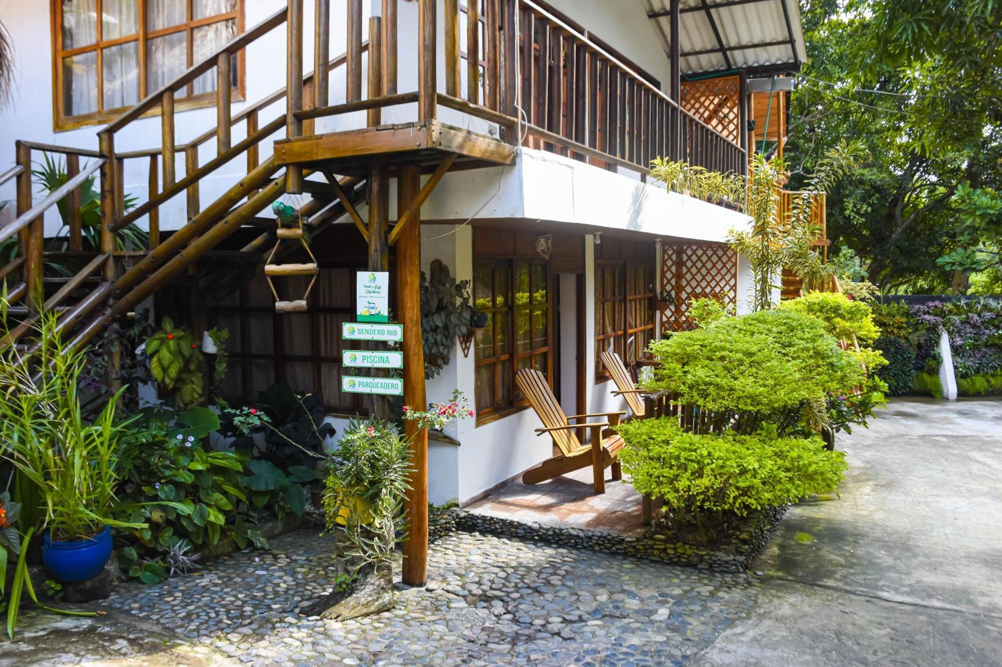 Casa Hostal Villa Del Rio エル・ザイノ エクステリア 写真