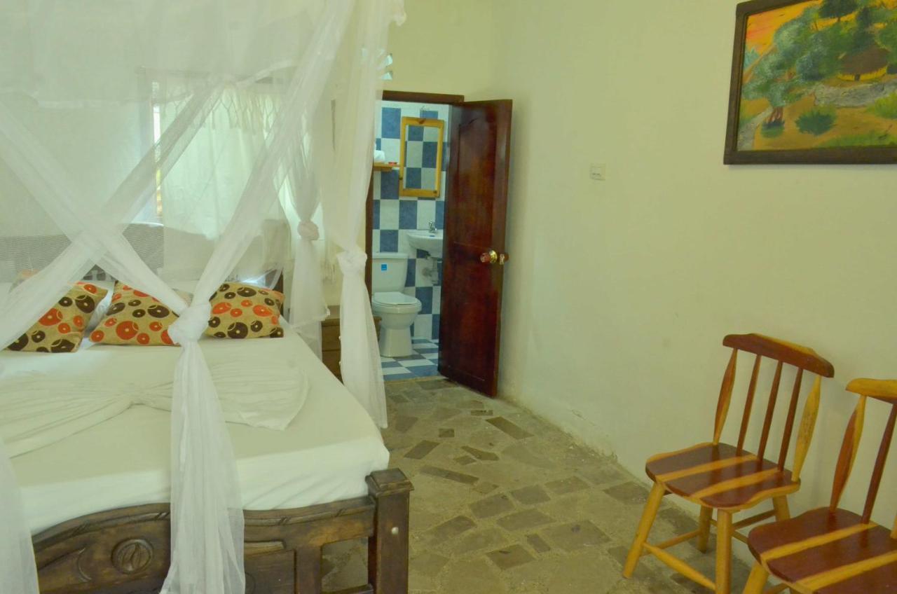 Casa Hostal Villa Del Rio エル・ザイノ エクステリア 写真
